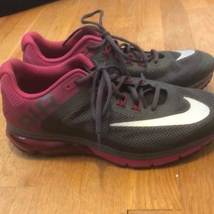 Nike Excellerate 2 size 11